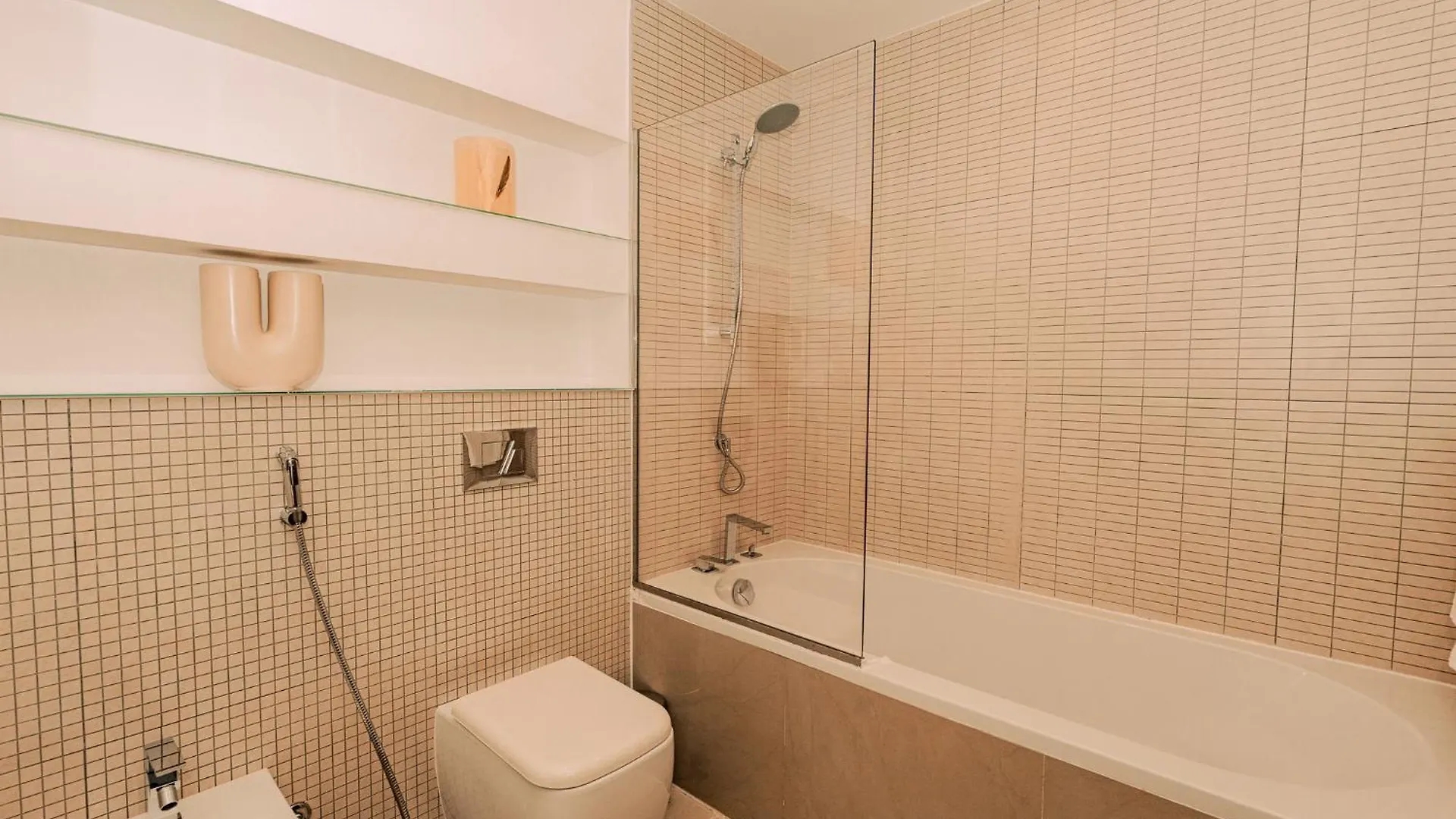 The Dockside Retreat Stunning 2Br In Al Bandar Apartment Abu Dhabi